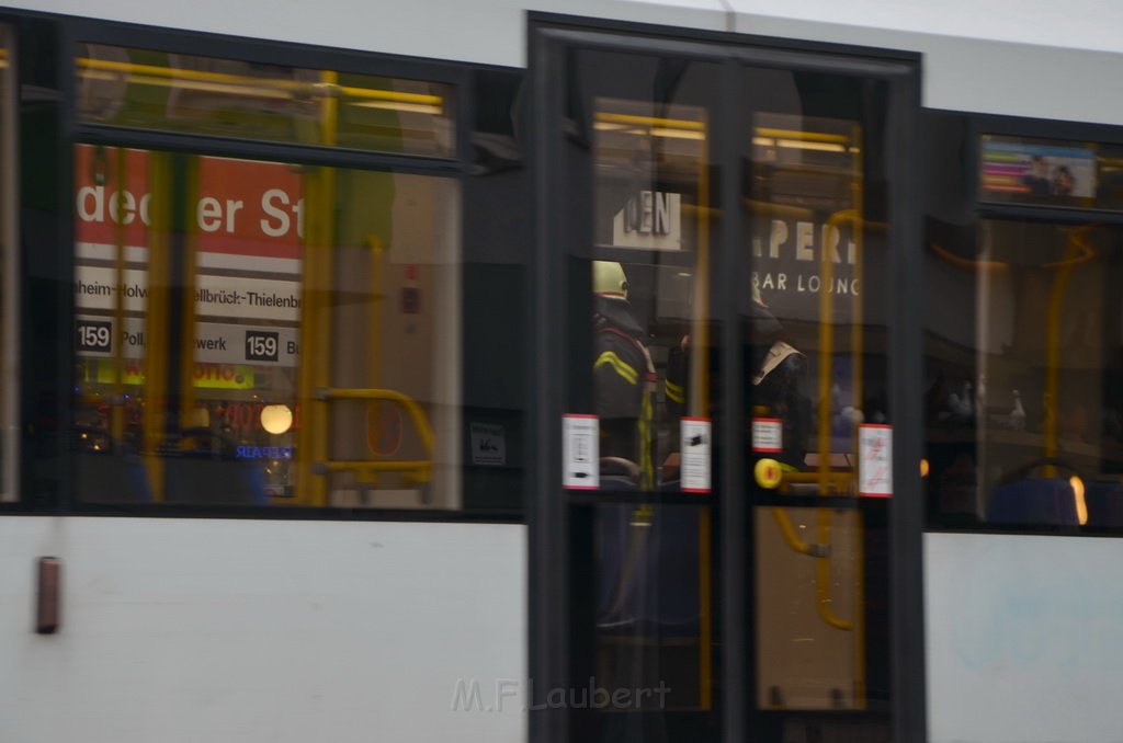 Evtl Reizgas in KVB Bahn Koeln Buchforst Waldeckerstr Heidelbergerstr P23.JPG - Miklos Laubert